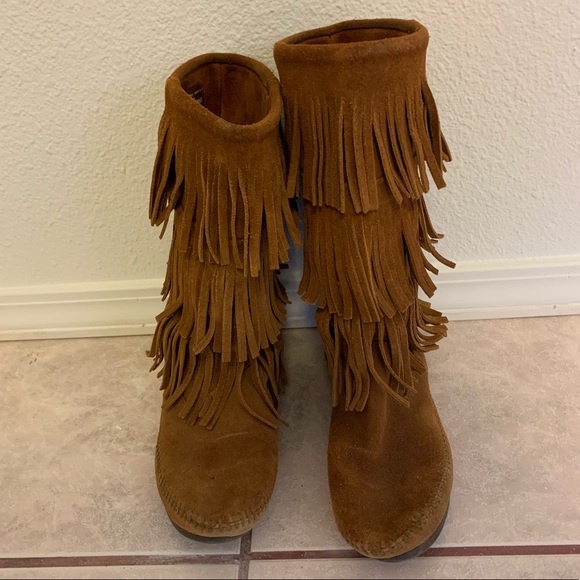 Minnetonka Shoes - Minnetonka Fringe Moccasins